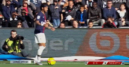 NBA战报：康宁汉姆23分6板12助，活塞124-112击败雄鹿