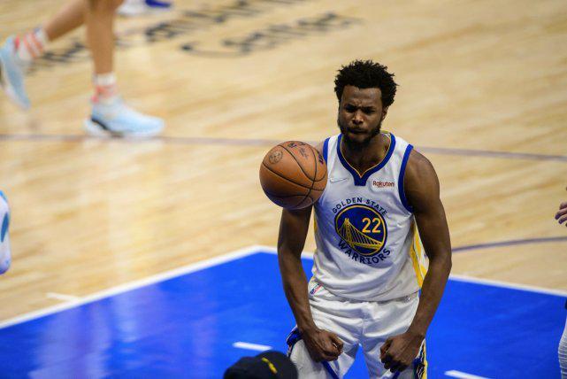 两分钟两黄变一红，皇马后卫弗兰-加西亚职业生涯首次被罚下（两分钟连吃两黄染红！皇马后卫弗兰-加西亚生涯首度被逐）