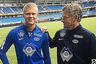 蓝军枪手 天王山之前 先在欧冠褪一层皮吧