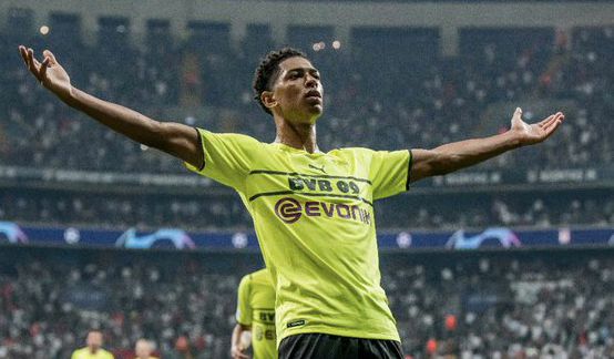 德转统计五大联赛最年长戴帽前10：莱万第8，C罗两度上榜（德转盘点五大联赛最年长上演帽子戏法TOP10：莱万第8，C罗两次上榜）