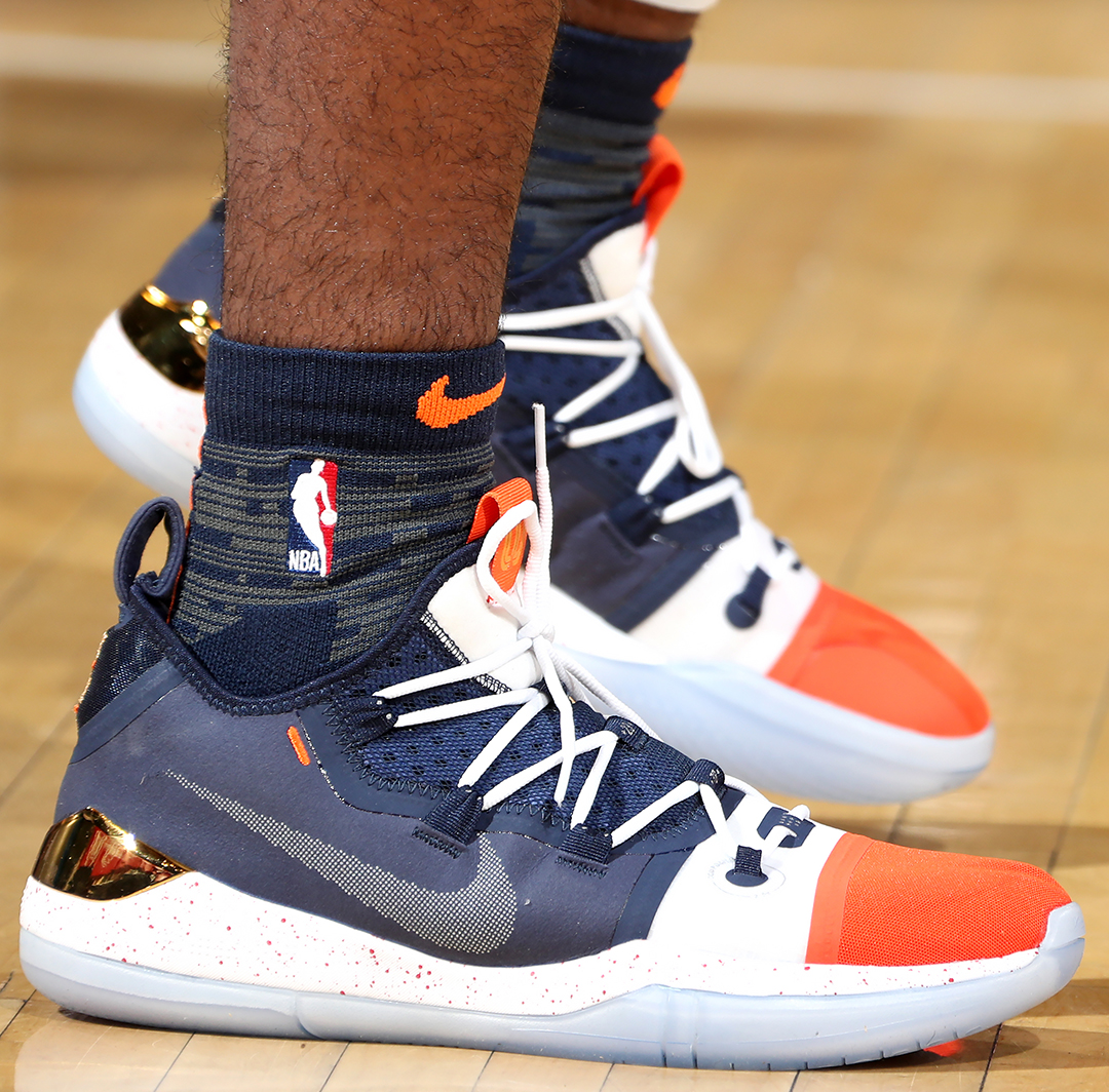 皇马本泽马梅开二度助球队取胜（本泽马双响助皇马告捷）